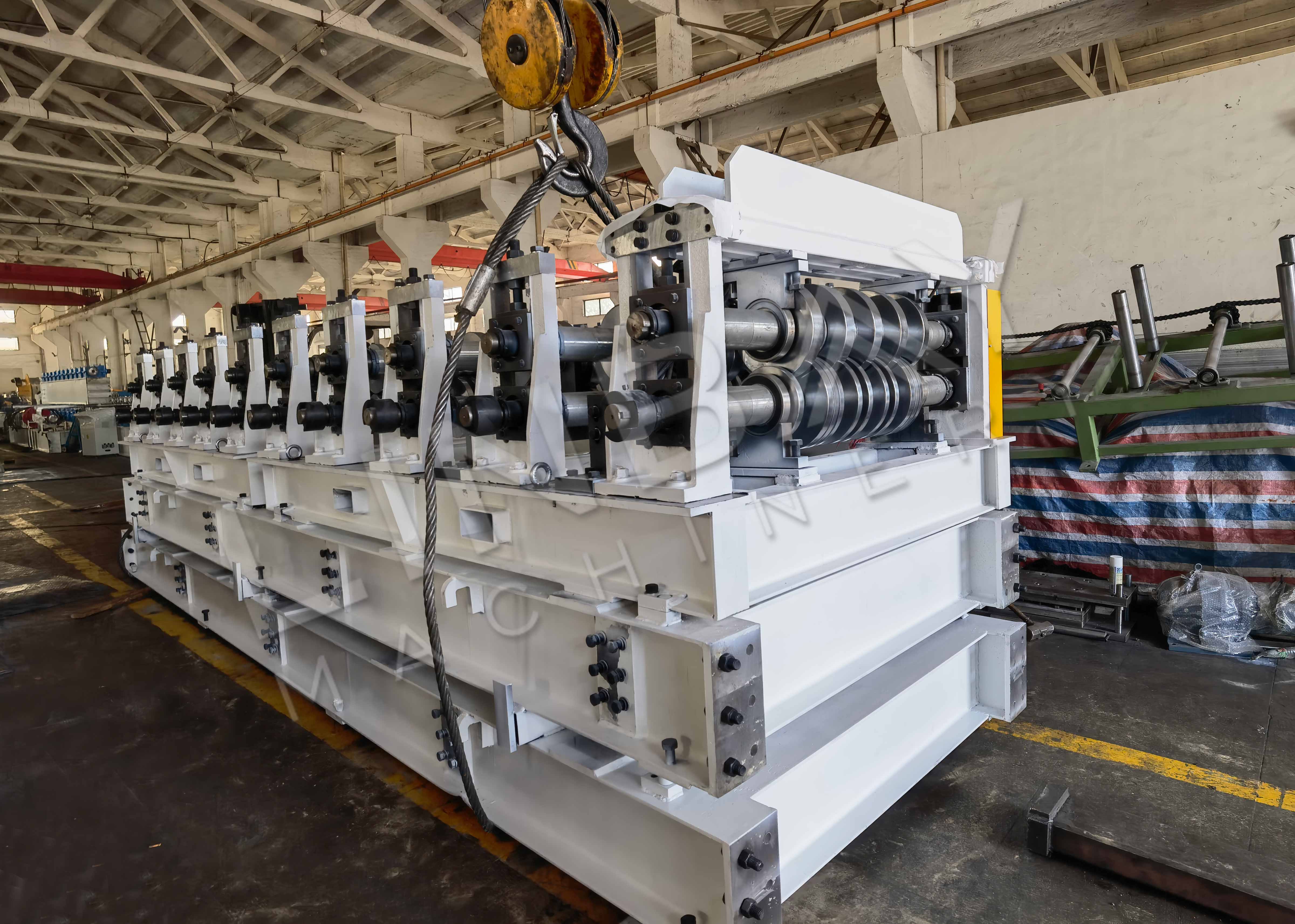 B deck roll forming machine (2)